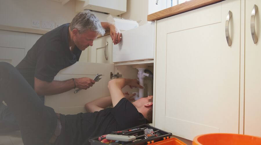 Expert burst pipe repair services in Edwardsburg, MI